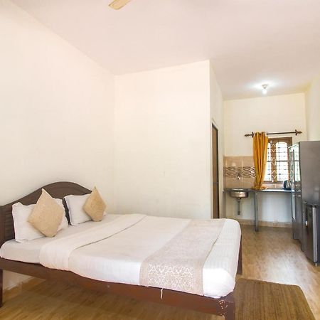 Hôtel Calangute Bay Extérieur photo