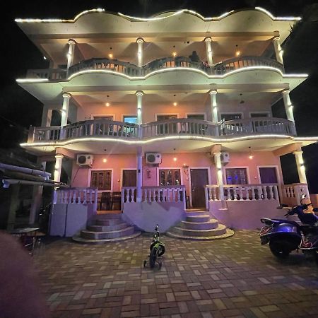 Hôtel Calangute Bay Extérieur photo