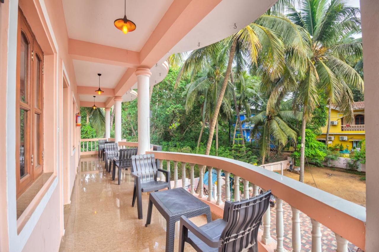 Hôtel Calangute Bay Extérieur photo